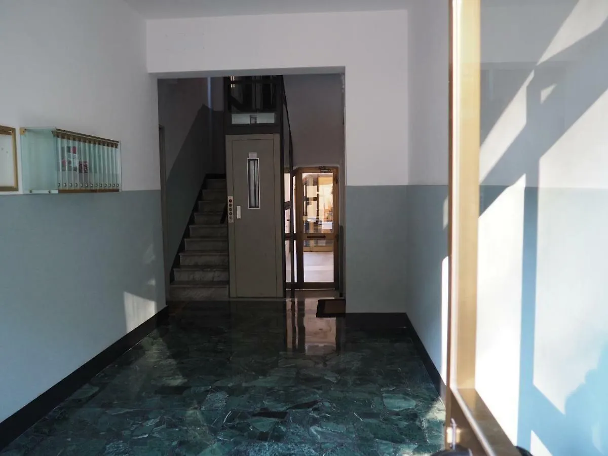 La Porta Accanto A Soli 900 Mt Dal Gaslini Genoa