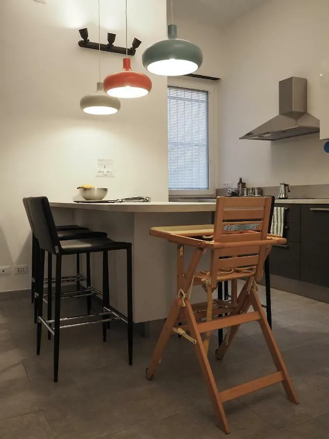 Apartment La Porta Accanto A Soli 900 Mt Dal Gaslini Genoa Italy