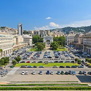 Hotel Fiume, Génova